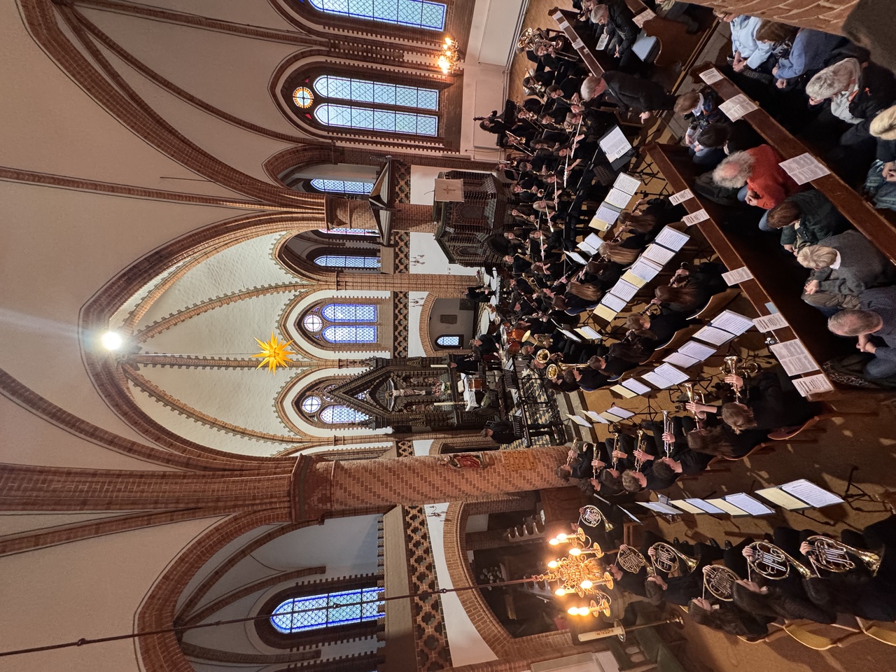 Neujahrskonzert der Ratsband Stadthagen in Hagenburg begeistert